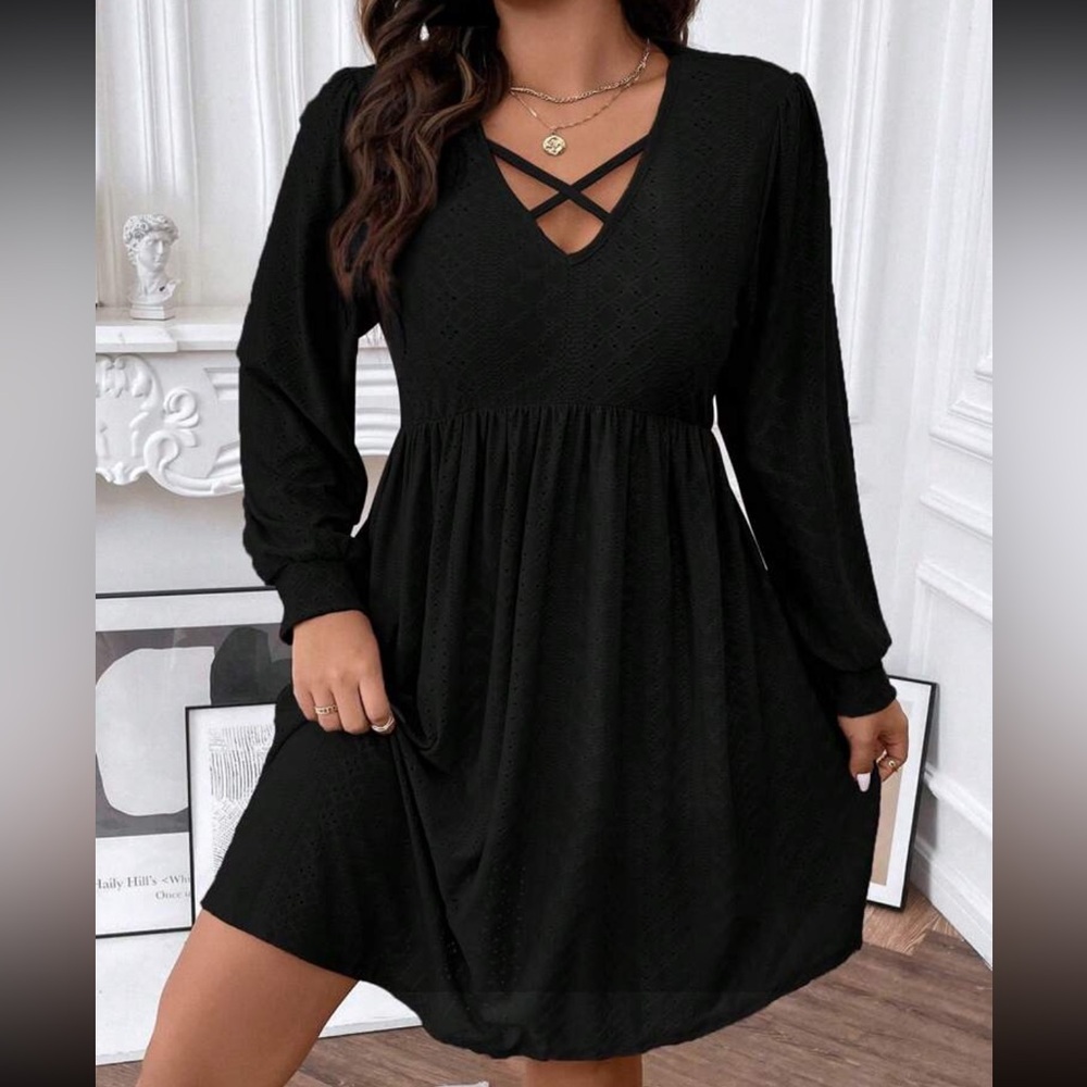 SHEIN Black Long Sleeve Crisscross V-Neck Swing Dress